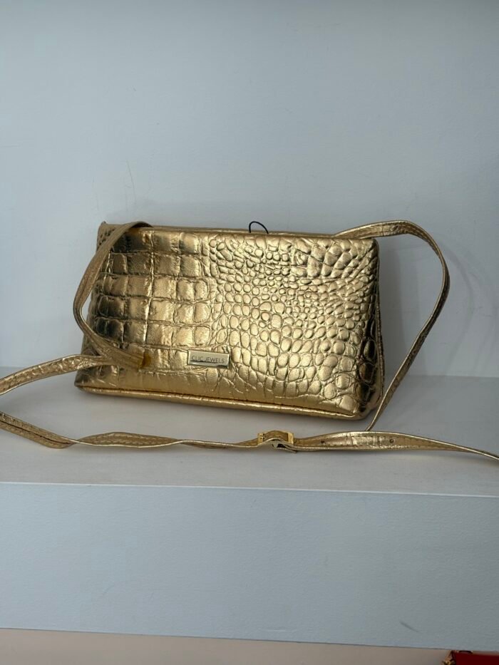 Emma gold clutch bag - Image 3