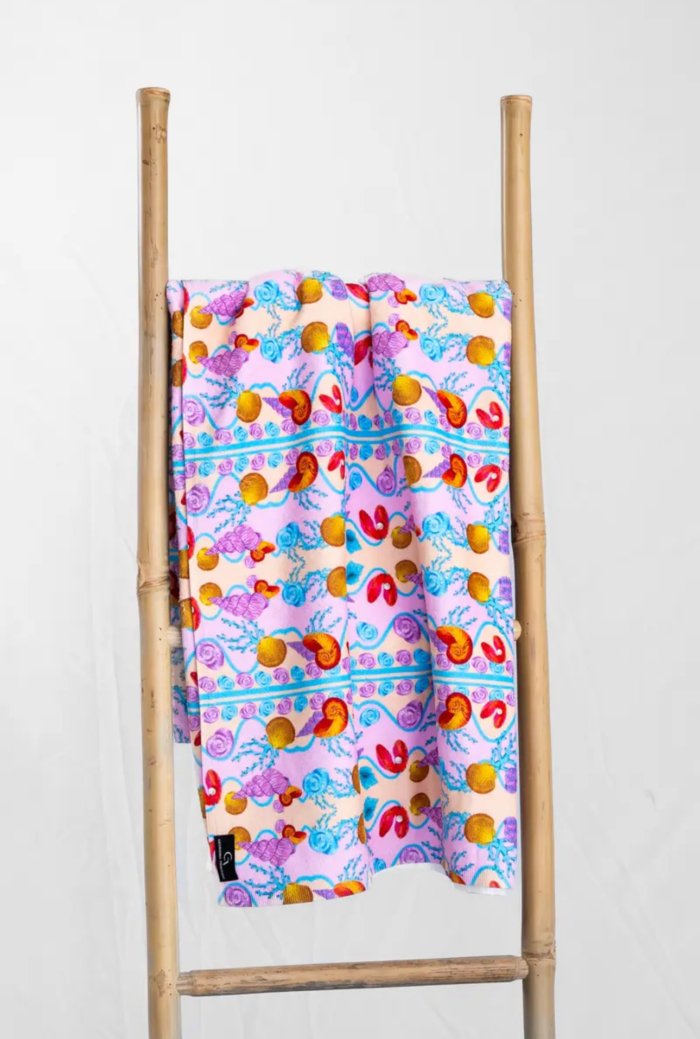 Clam Shell Beach Towel - Image 1