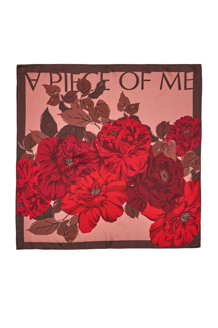 Red flowers scarf - Image 1