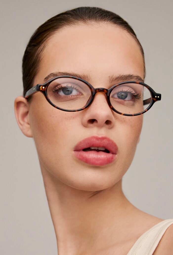 Odie brown eyewear - Image 1