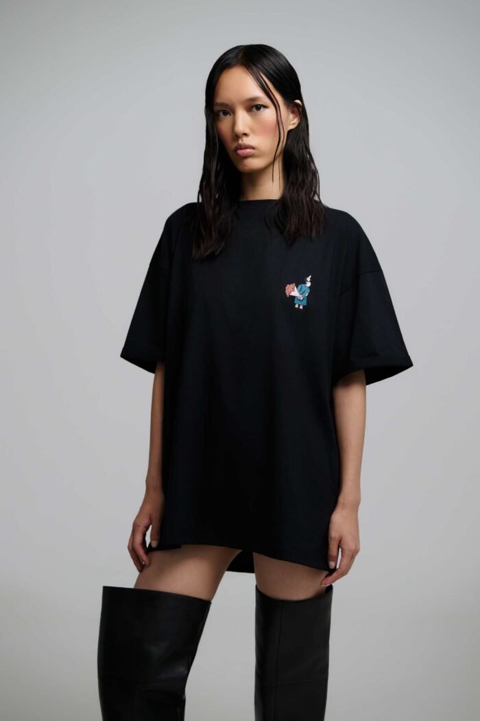 Maven oversized t-shirt - Image 1
