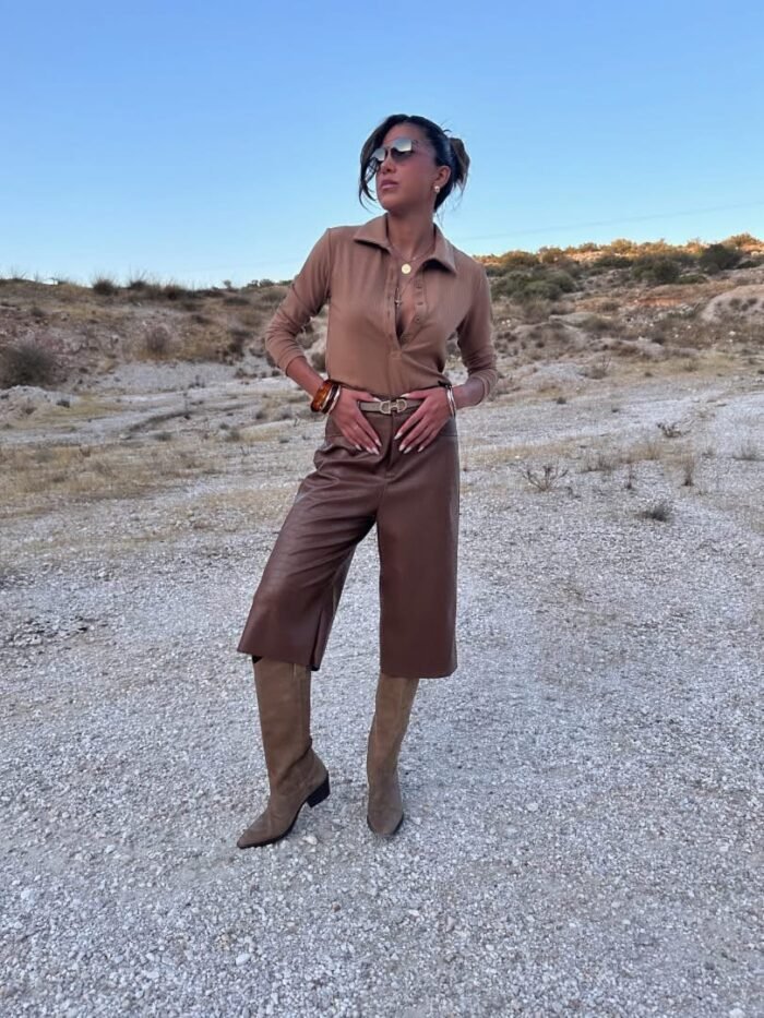 Brown polo top - Image 1