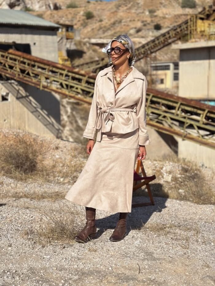 Being suede skirt - Image 1