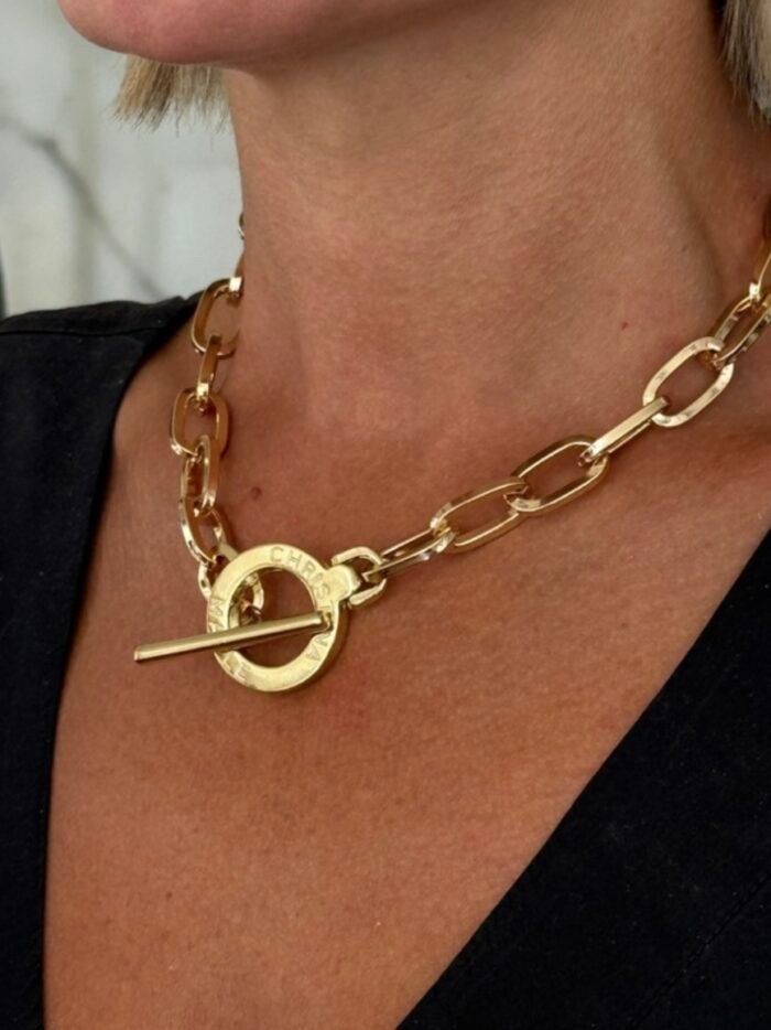 Gold short chain neck - Image 1