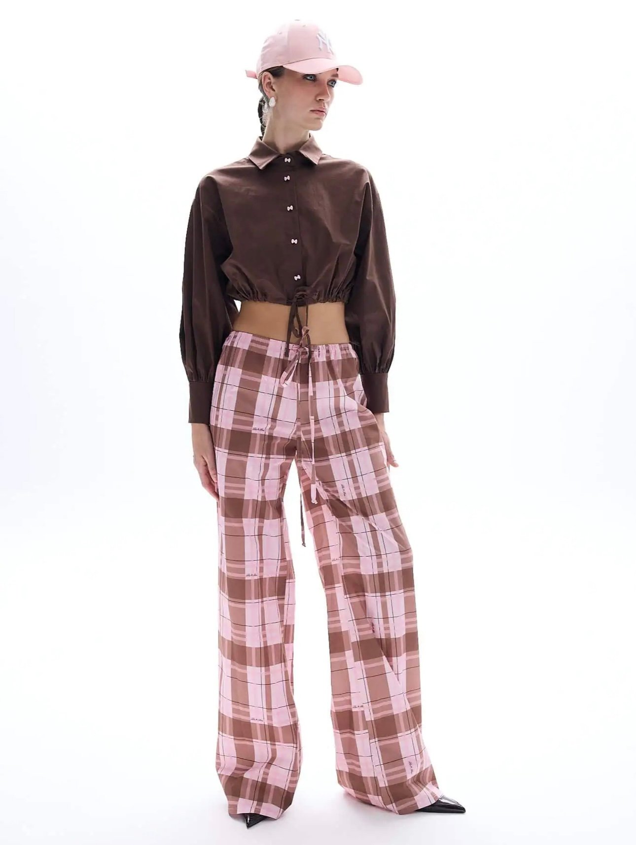 Screenshot Brown pink bow shirt - Image 3