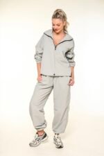 Grey windy set
