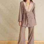 Her closet oversized blazer