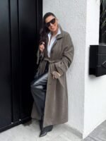 Oversized brown coat - Image 2