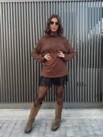 Oversized brown pullover - Image 2