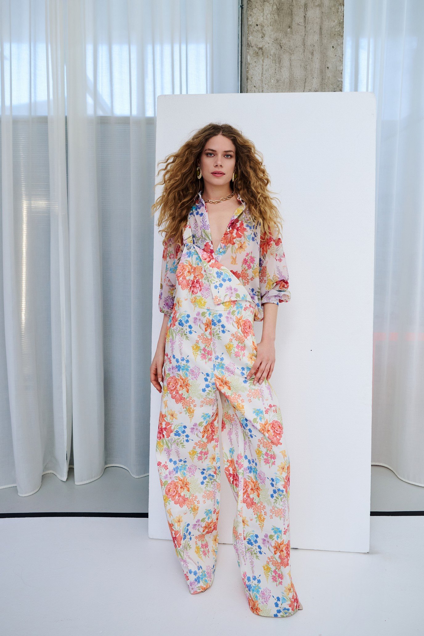 IMG_2045 Sunspell white denim jumpsuit Iraida - Image 1