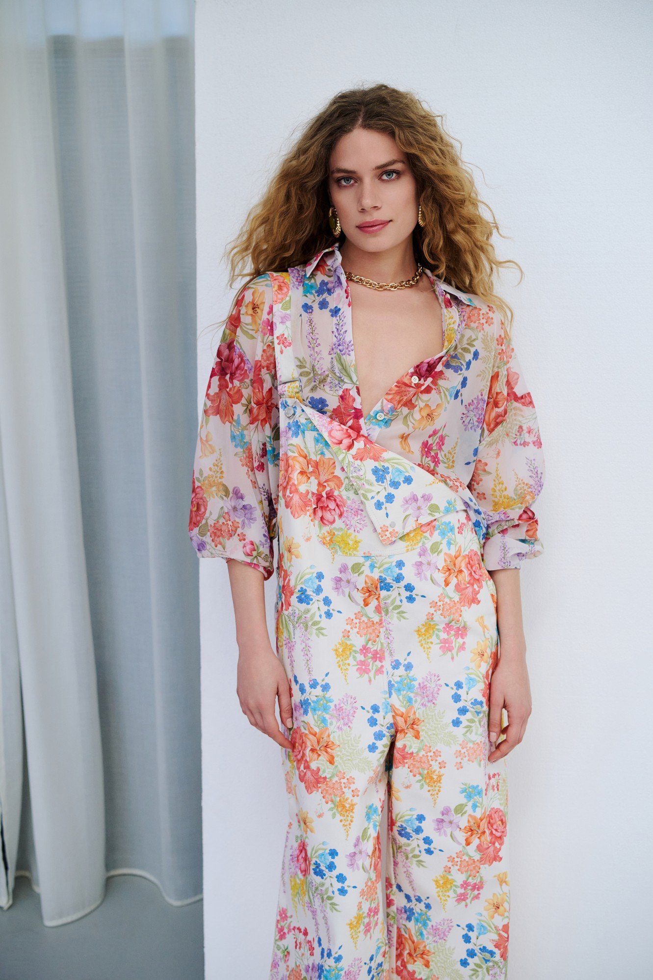 IMG_2046 Sunspell white oversized shirt Iraida - Image 1