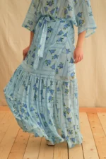 Georgina Trikogia "Blue Rose Polymorphic Skirt" - Μπλε φλοράλ φούστα από πολυτελές ύφασμα, ιδανική για κάθε περίσταση. - View 2