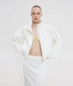 Κομψό γυναικείο μπουφάν Devon Jacket της Sunsetgo, ιδανικό για την άνοιξη, διαθέσιμο στο Felicia Concept. - View 2