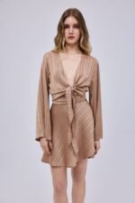 Γυναικεία μπλούζα Croise Dusty Pink Top από Studio 83, ροζ απαλό, ιδανική για κάθε περίσταση, διαθέσιμη στο Felicia Concept Χανιά.