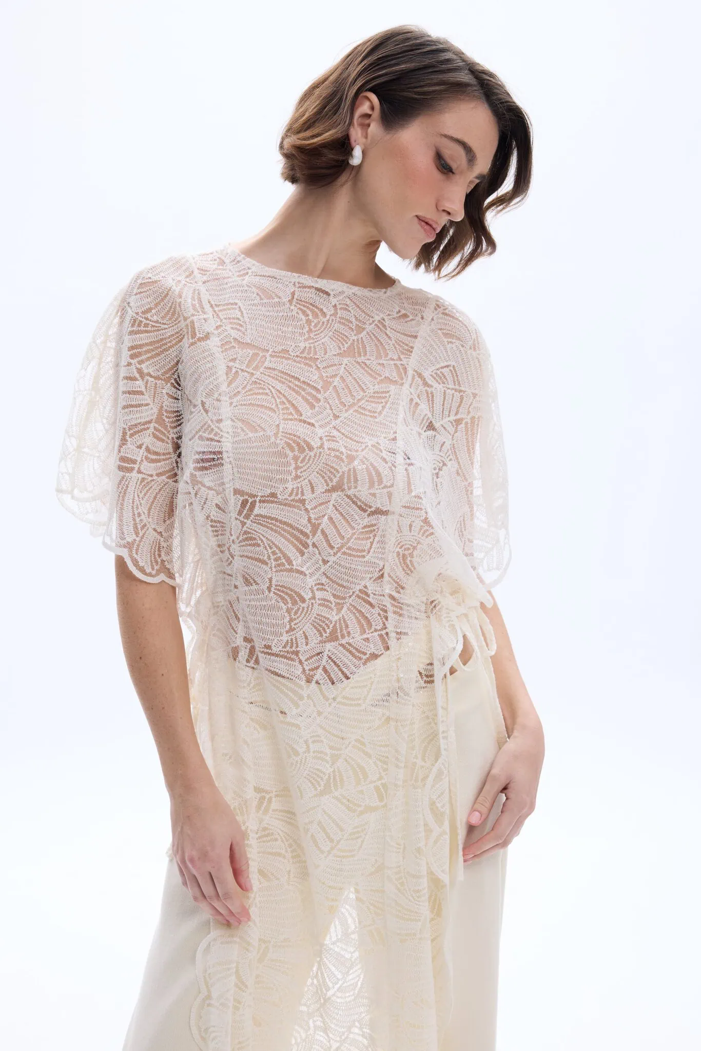 Be A Bee | Patricia Lace Top Ivory