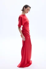 Φόρεμα Be A Bee Character Maxi Red Dress, κόκκινο, μάξι, μακρυμάνικο, για κομψή εμφάνιση. - View 2