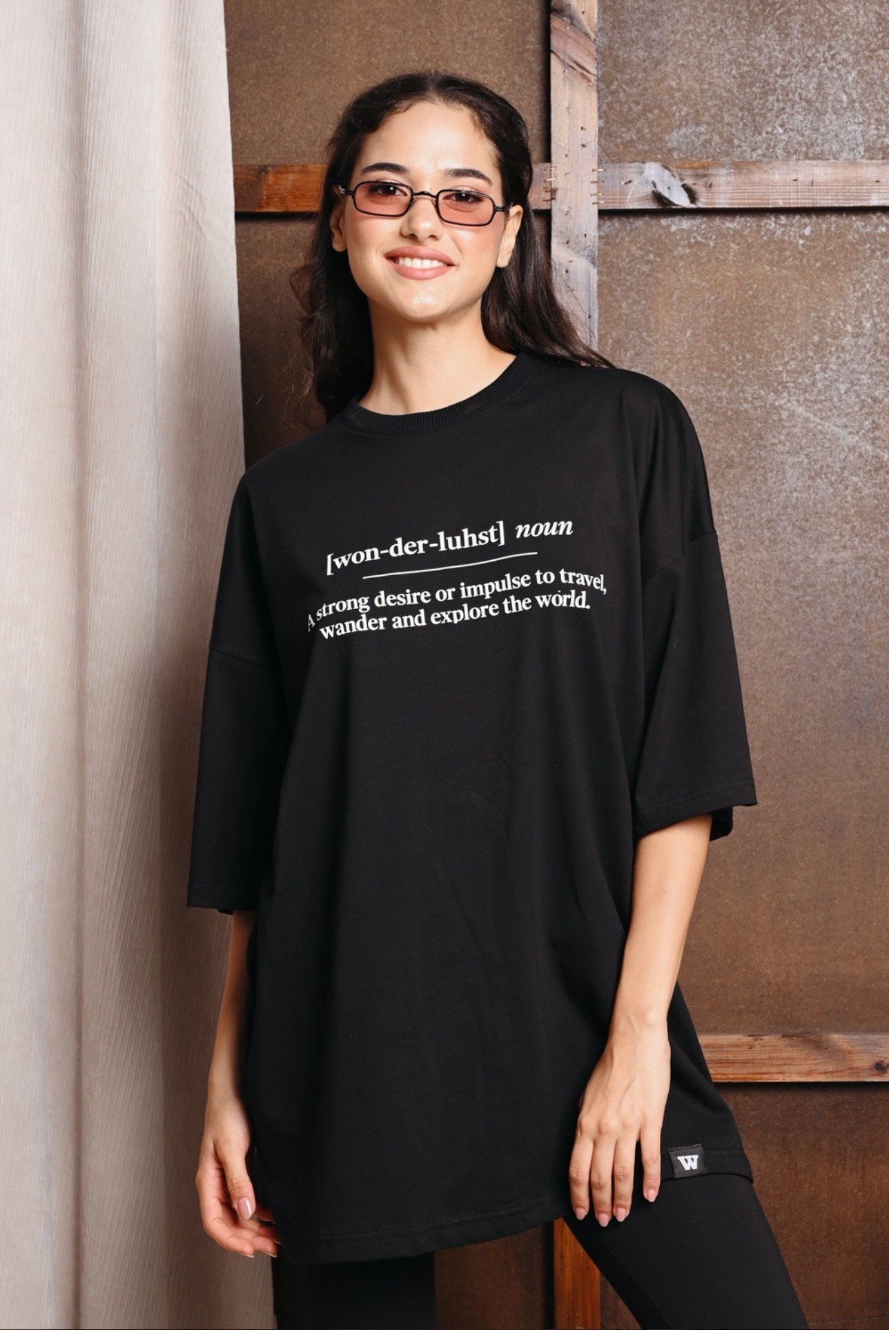 Wanderlust | oversized Tshirt black