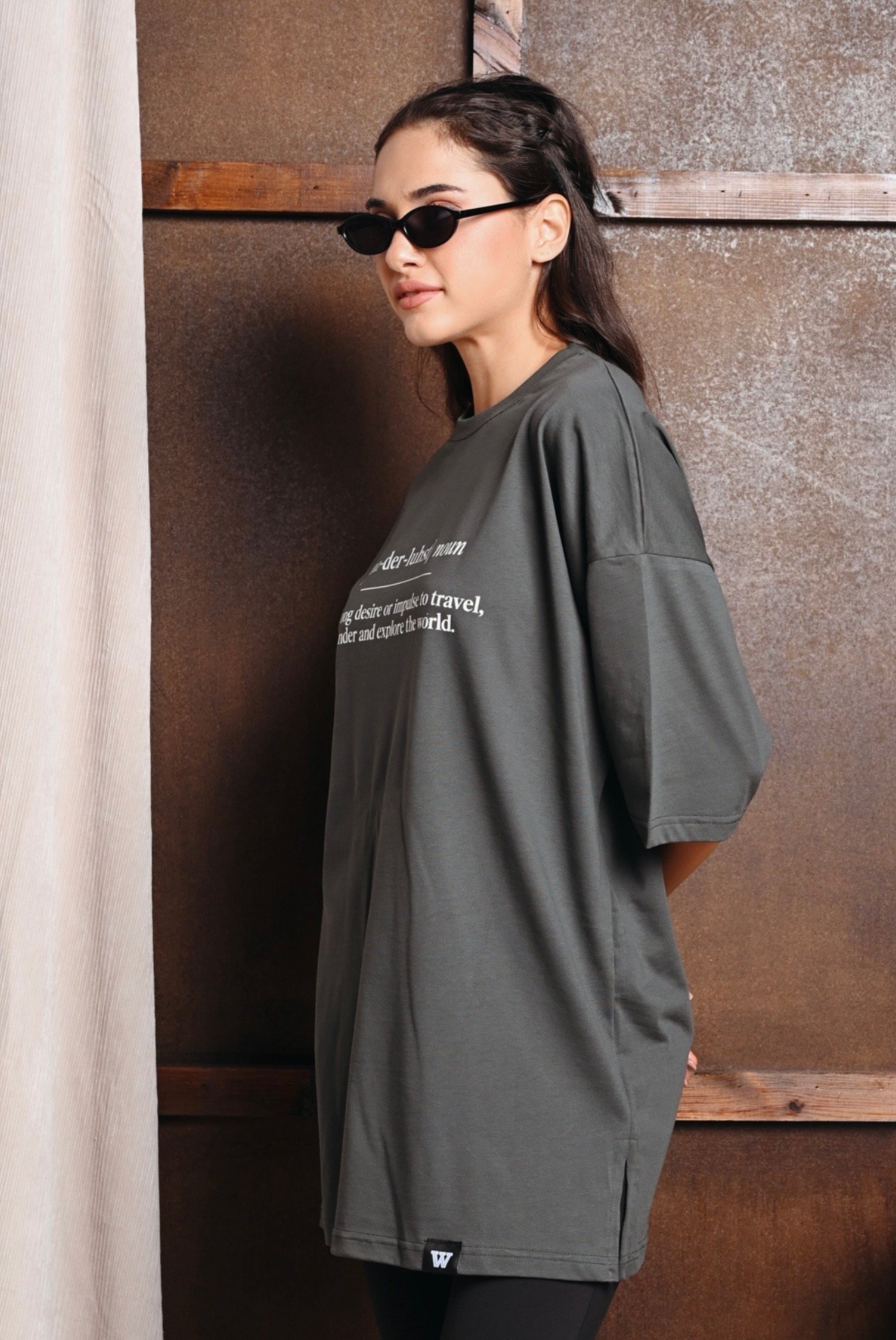 Wanderlust | oversized Tshirt chaki