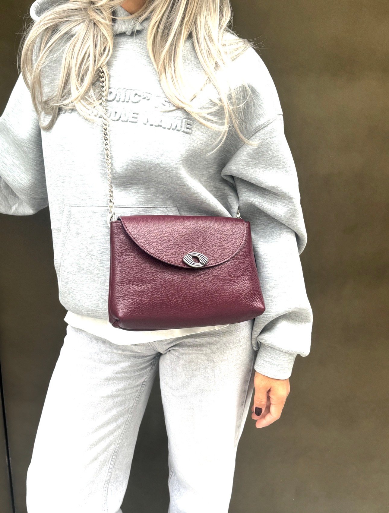 Christina Christi | Euterpe Bordeaux bag